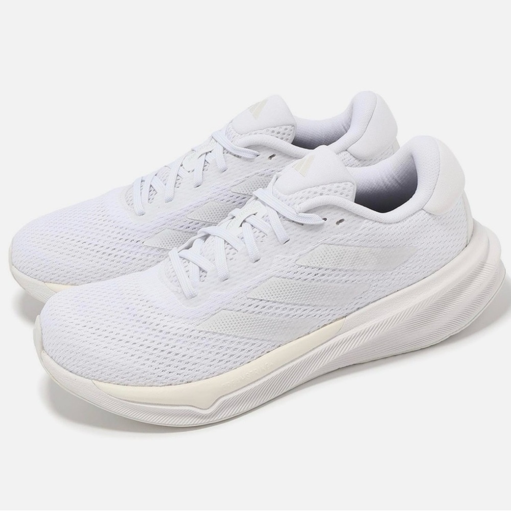 Adidas (size W7)Supernova Stride running shoe sneaker Cloud White/Zero Metallic